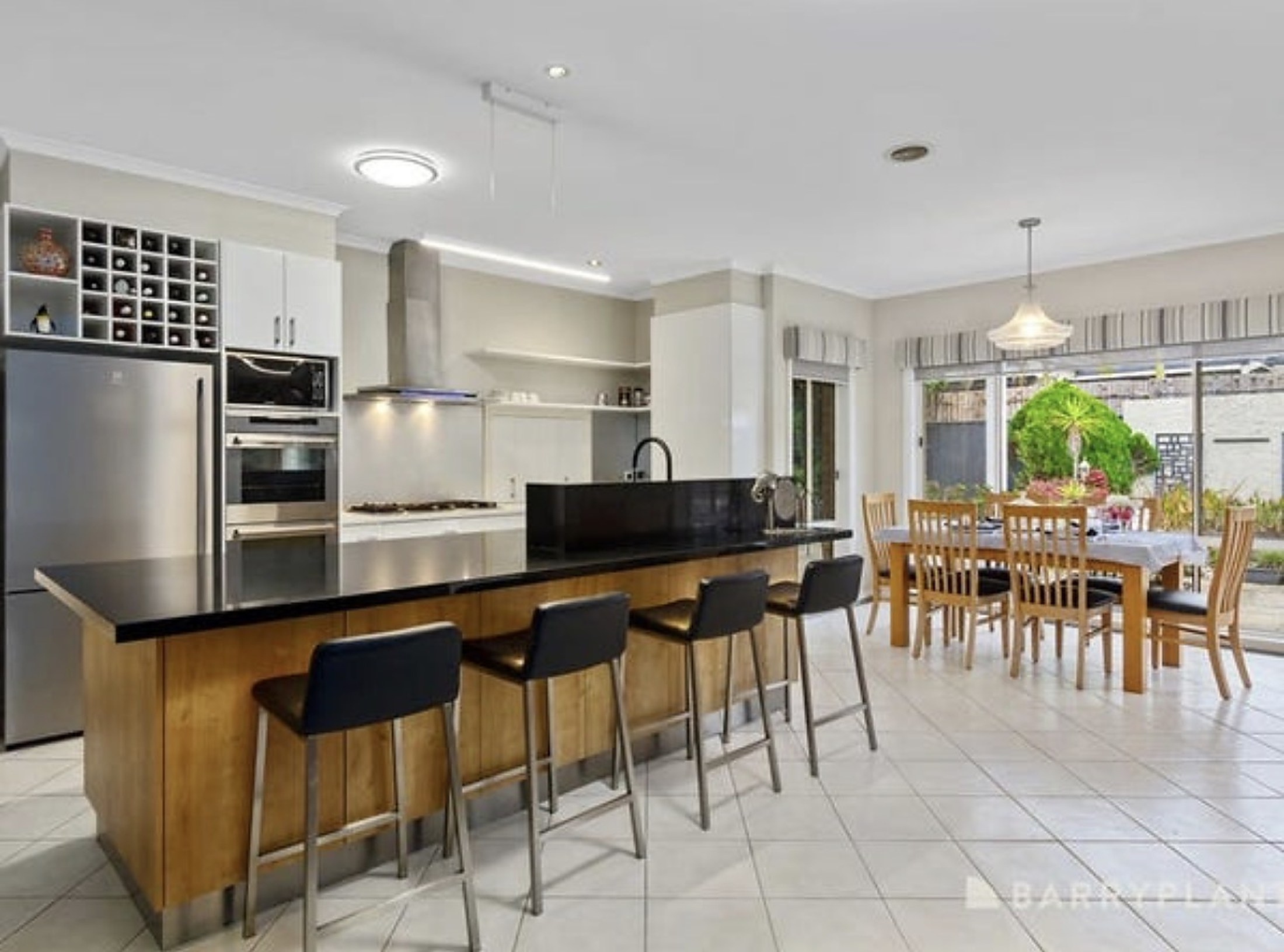 The open-plan kitchen and dining area at Sunset House